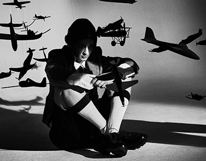Появились новые фото Рианны в рекламе Louis Vuitton